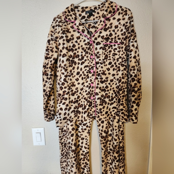 Animal Print Sleepwear, Women's Large 2pc Fleece Animal Print Pajamas - Picture 5 of 10